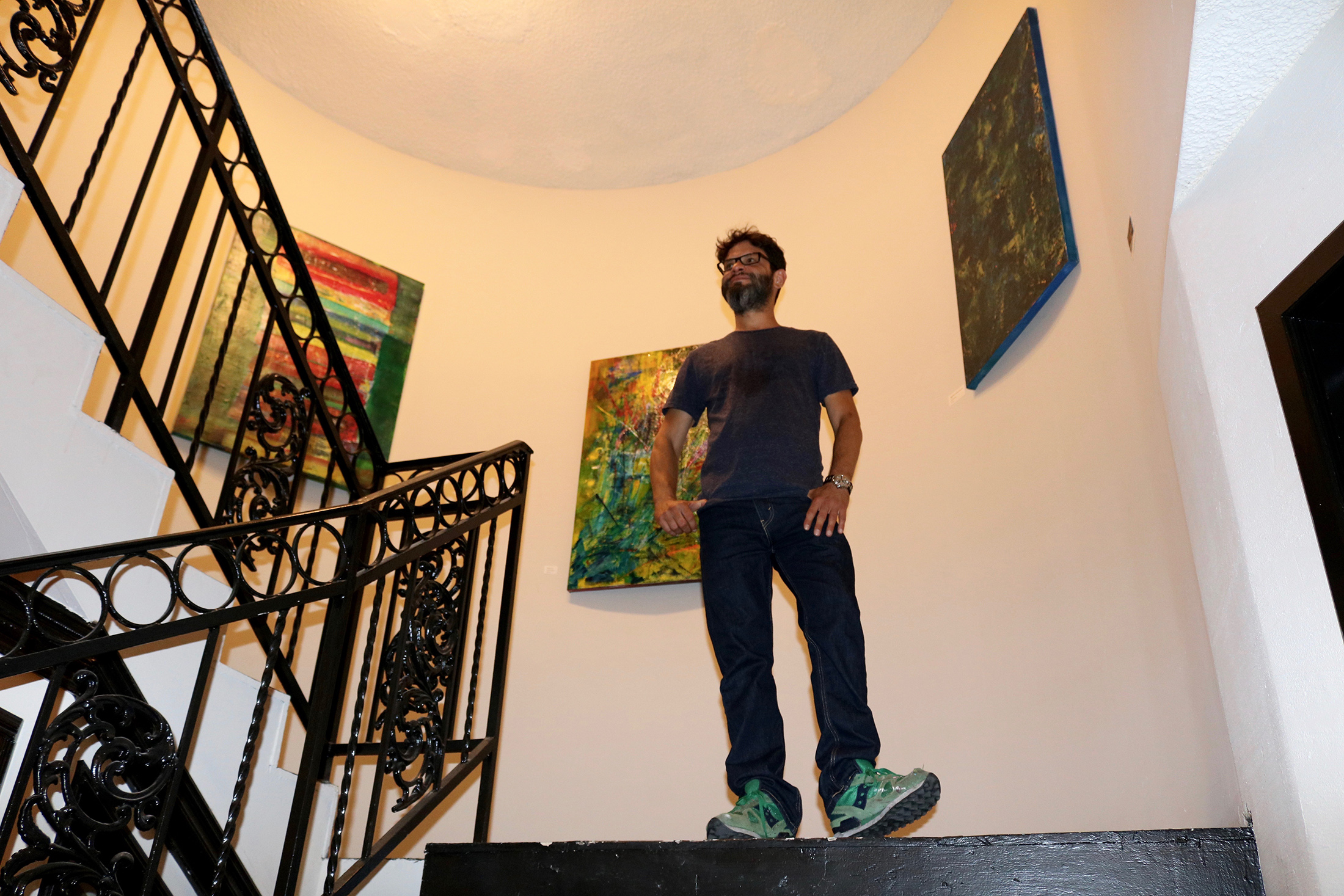 California abstract painter Nestor Toro's solo show July 2016