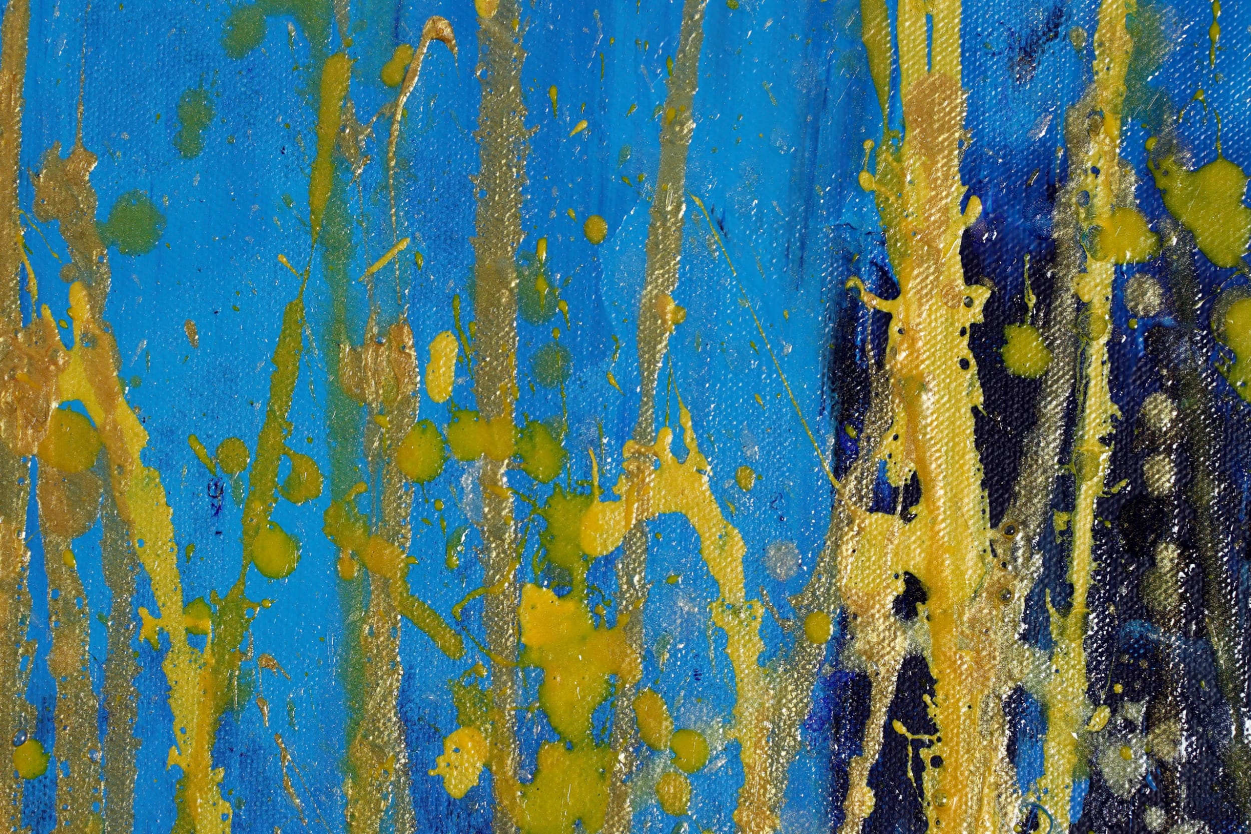 DETAIL / Thunder Silhouettes (Golden Spectra) 3 (2021) / ARTIST: Nestor Toro (SOLD)